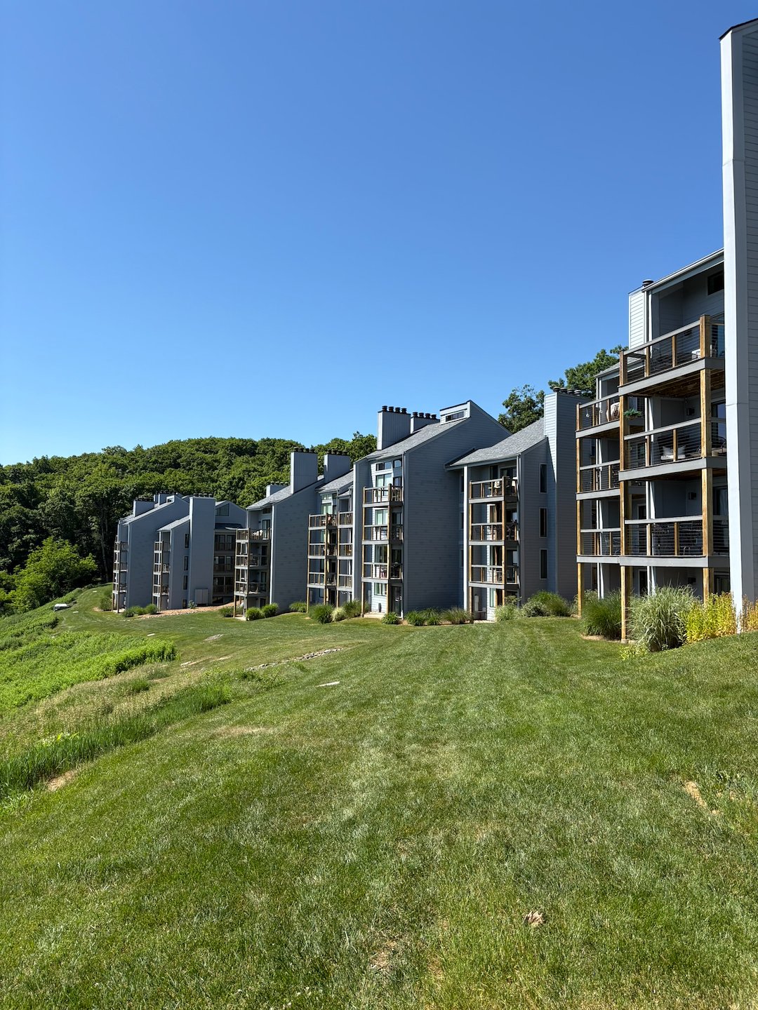Commercial Pressure Washing and Soft Washing in Wintergreen, VA