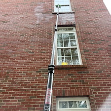 Expert-Window-Cleaning-Services-in-Charlottesville-VA 0
