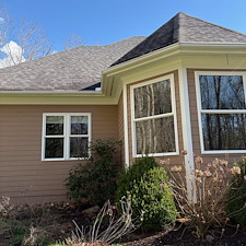 Nellysford-VA-Window-Cleaning-Service-Residential-Commercial 1