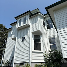 Spotless-Window-Cleaning-in-Nellysford-VA 1