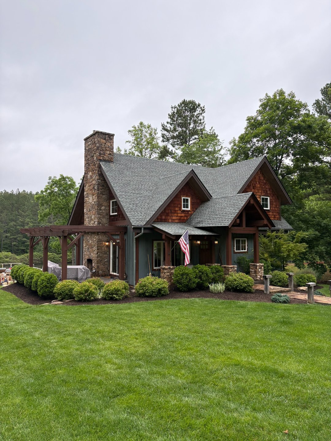 Stang’s Softwash Provides Expert Window Cleaning in Nellysford, VA – Crystal Clear Results